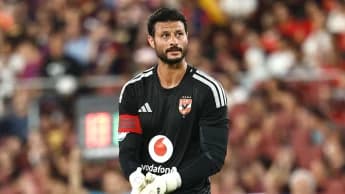 Al Ahly hit back at Hossam Hassan over El-Shenawy comments