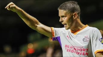 Joey Veerman completes Borussia Dortmund move from PSV