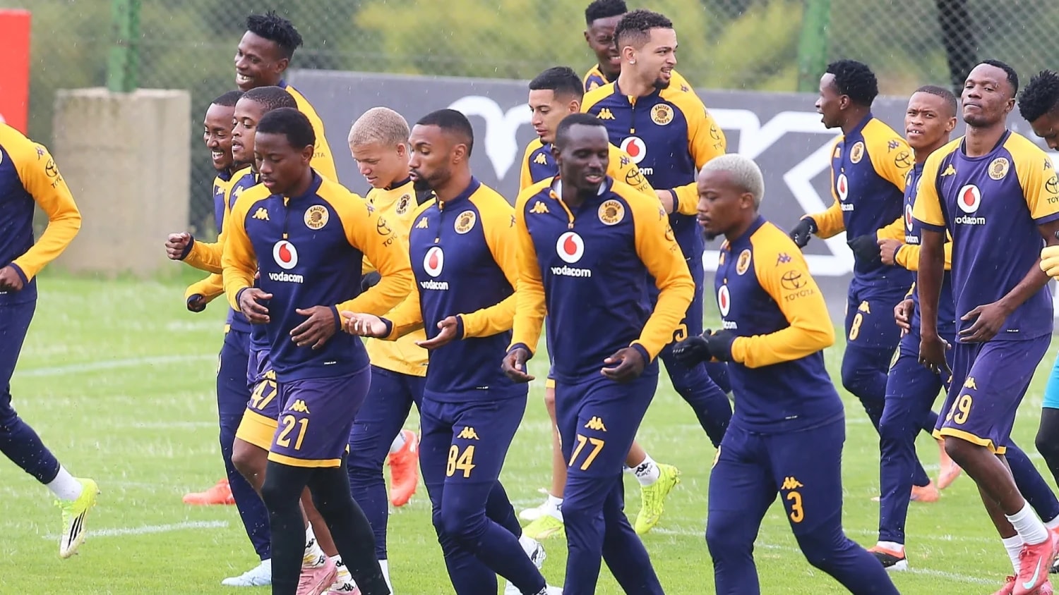 Kaizer Chiefs Target Top-three Finish to Rescue Troubled Season Kaizer Chiefs Target Top-three Finish to Rescue Troubled Season