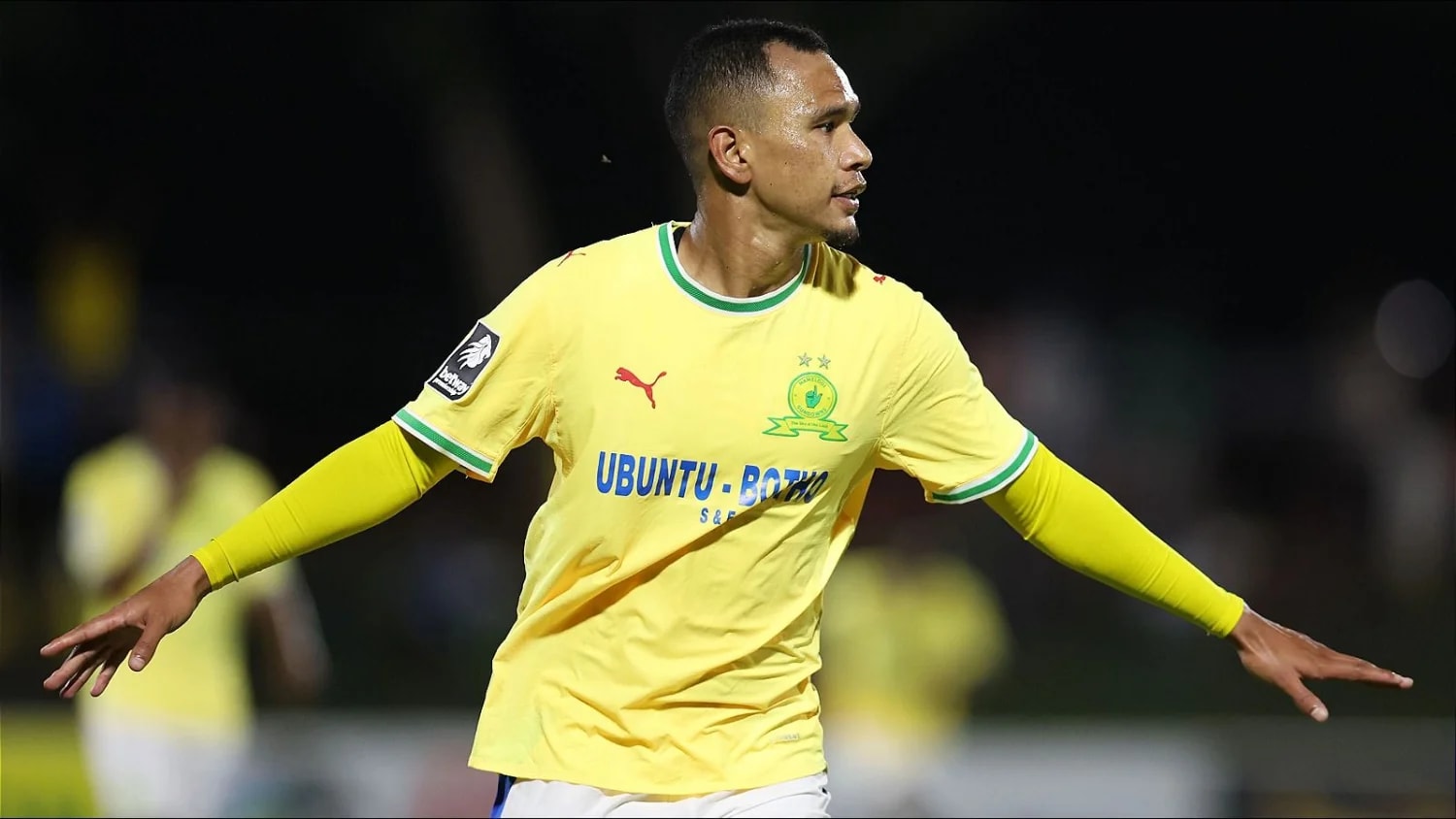 Mamelodi Sundowns thrash Richards Bay to move clear at the top Mamelodi Sundowns thrash Richards Bay to move clear at the top