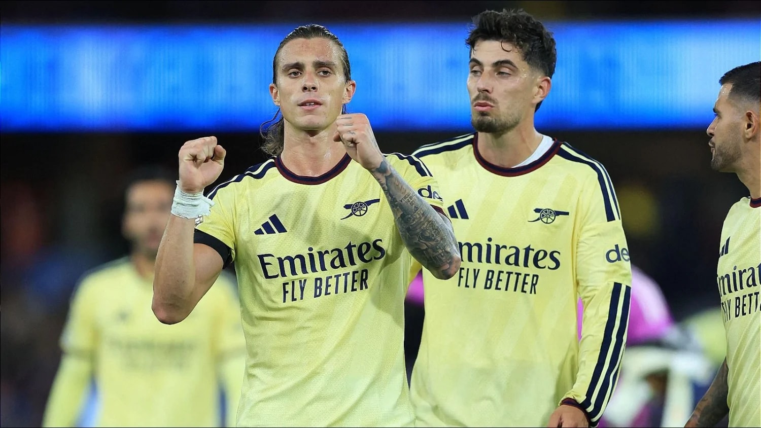 Riccardo Calafiori hails Arsenal's 'defensive wall' against Aston Villa Riccardo Calafiori hails Arsenal's 'defensive wall' against Aston Villa