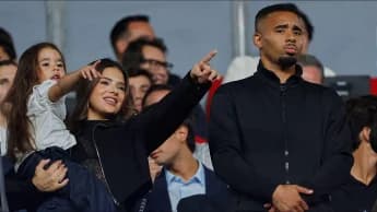 Hansi Flick hails Gabriel Jesus after 'surprise' Barcelona deal with Arsenal Hansi Flick hails Gabriel Jesus after 'surprise' Barcelona deal with Arsenal