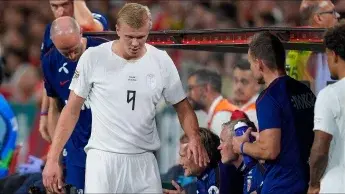Erling Haaland limps off in Norway match as Man City sweat on striker's fitness Erling Haaland limps off in Norway match as Man City sweat on striker's fitness