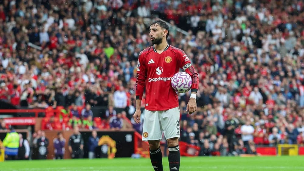 Man United's Bruno Fernandes grateful after matching Ronaldo's monthly EPL award record