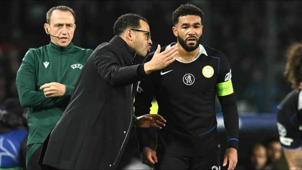 Liam Rosenior urges Chelsea 'to take the game to' Man City for vital league clash