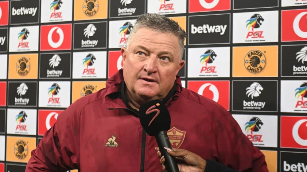 Chumani Butsaka the difference as Stellenbosch edge Kaizer Chiefs, explains head coach Gavin Hunt Chumani Butsaka the difference as Stellenbosch edge Kaizer Chiefs, explains head coach Gavin Hunt