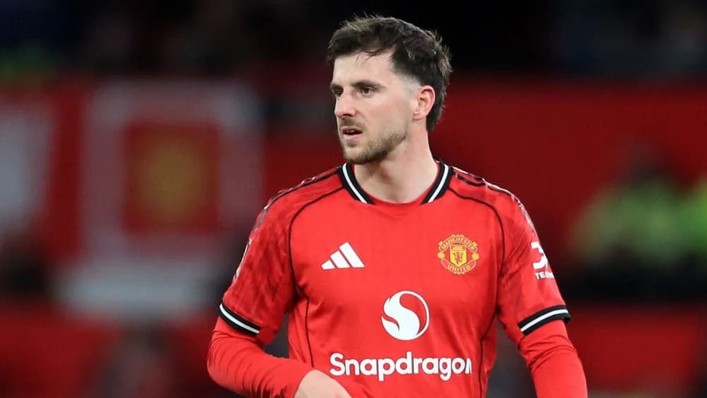 Michael Carrick confirms Mason Mount back for Man Utd clash with Leeds