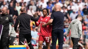 Arne Slot defends Rio Ngumoha substitution as Liverpool frustrations spill over in Chelsea draw
