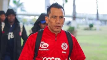 Former PSL coach Fadlu Davids in talks with Yanga