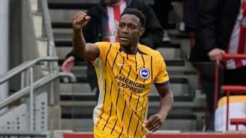 Chelsea complete surprise signing of veteran striker Danny Welbeck from Brighton