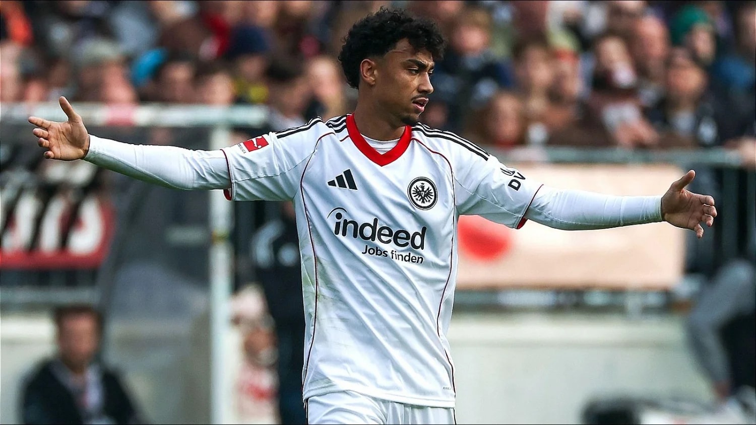 Frankfurt's Nathaniel Brown deflects Bayern Munich interest ahead of World Cup