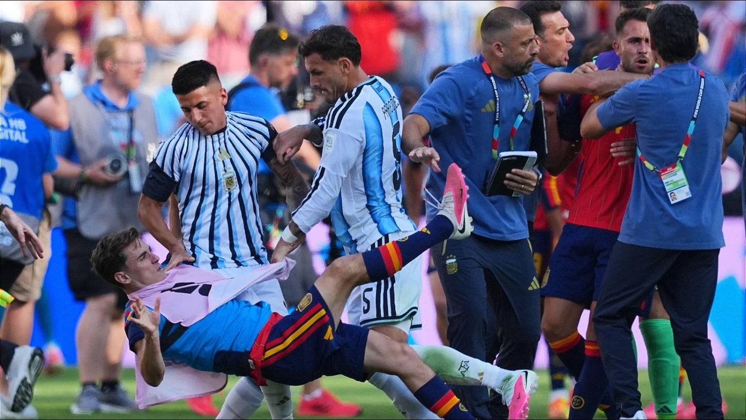 Luis s la Fuente slams Argentina's 'unacceptable behaviour' after World Cup Final