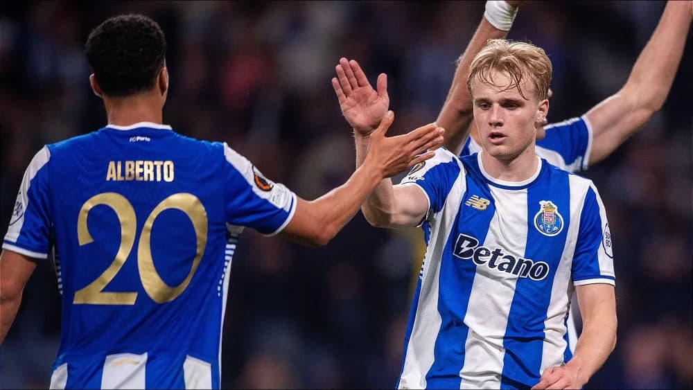 Sebastian Hoeness admits Porto were clinical after beating VfB Stuttgart Sebastian Hoeness admits Porto were clinical after beating VfB Stuttgart