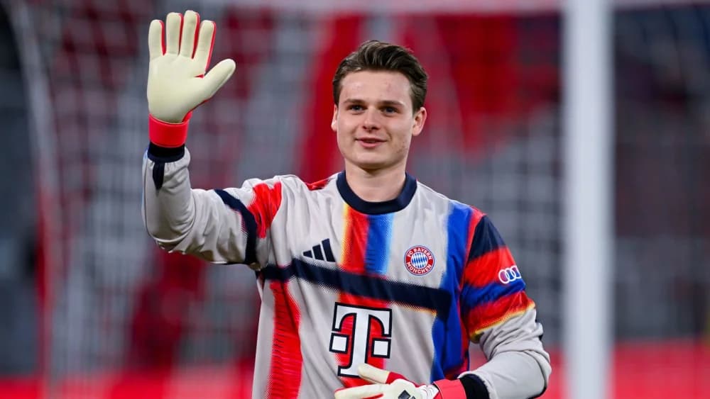 Jonas Urbig returns as Bayern boost goalkeeping options ahead of Freiburg clash Jonas Urbig returns as Bayern boost goalkeeping options ahead of Freiburg clash