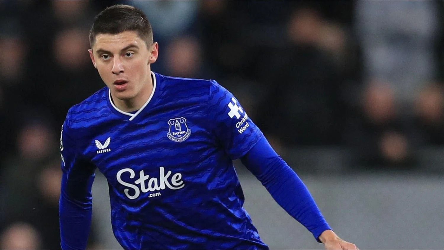 Vitalii Mykolenko signs new Everton deal - targets 'winning trophies' next Vitalii Mykolenko signs new Everton deal - targets 'winning trophies' next