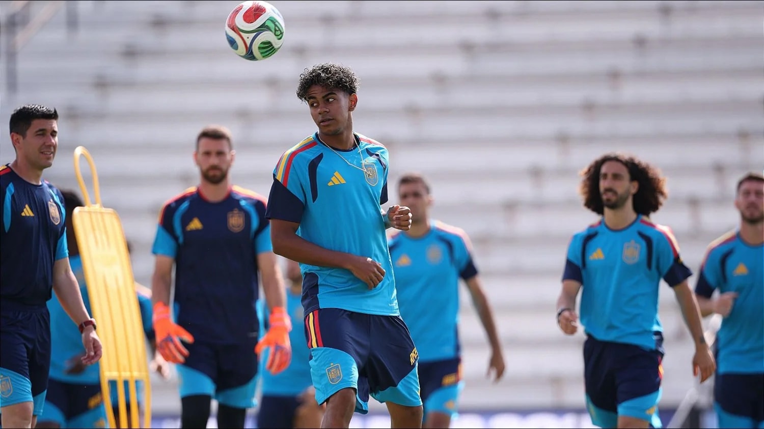 Luis de la Fuente confirms Lamine Yamal 'won't start' vs Cape Verde in World Cup clash Luis de la Fuente confirms Lamine Yamal 'won't start' vs Cape Verde in World Cup clash