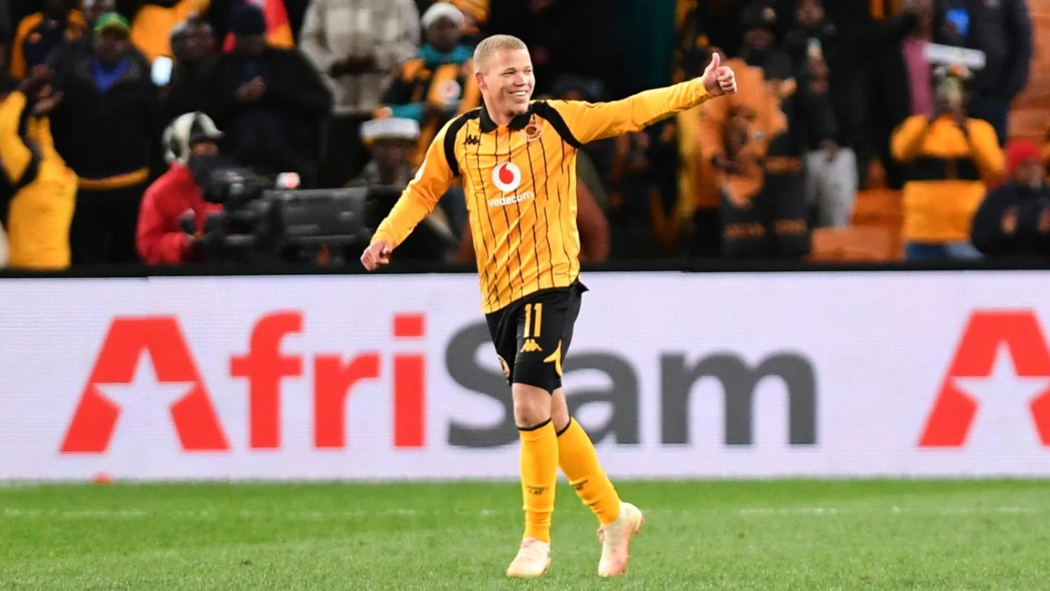 Asanele Velebayi reveals 'proud moment' after Luke Baartman breaks Kaizer Chiefs duck Asanele Velebayi reveals 'proud moment' after Luke Baartman breaks Kaizer Chiefs duck