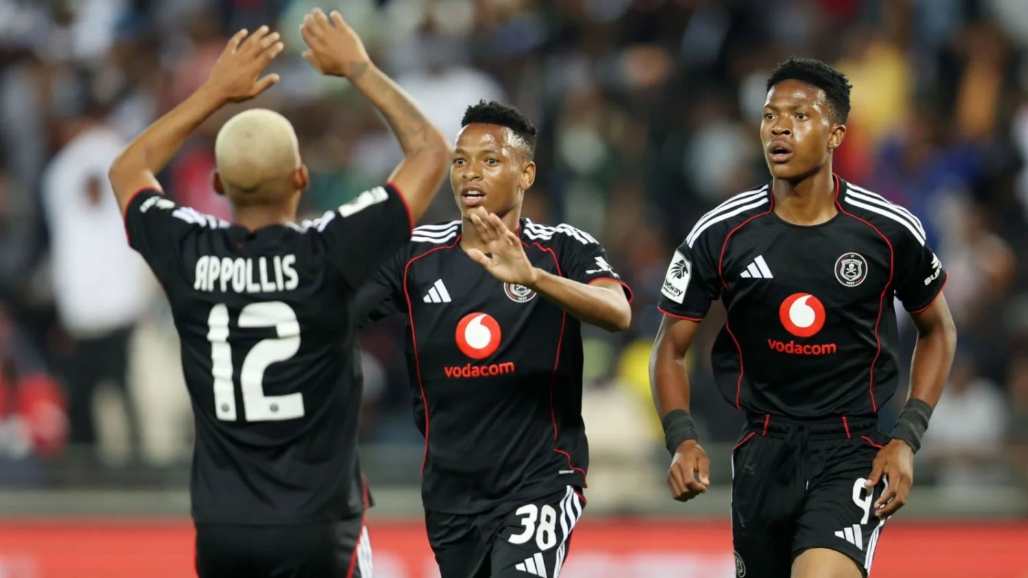 Orlando Pirates duo Mofokeng and Appollis tipped for top PSL award by former Bucs star Orlando Pirates duo Mofokeng and Appollis tipped for top PSL award by former Bucs star