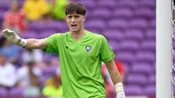 Stellenbosch continue to beef up squad with addition of New Zealand goalkeeper Stellenbosch continue to beef up squad with addition of New Zealand goalkeeper