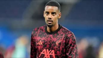 Liverpool boss Iraola confident Alexander Isak will be 'massive' this season Liverpool boss Iraola confident Alexander Isak will be 'massive' this season